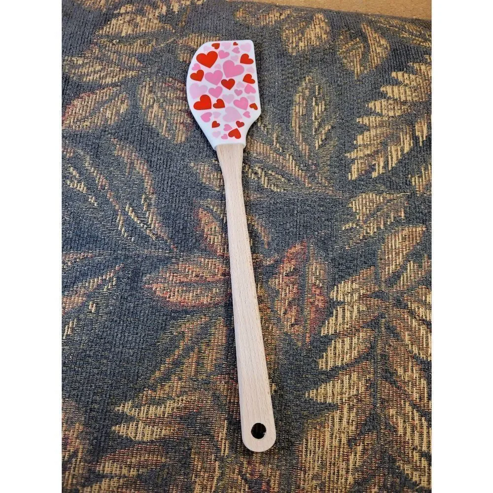 Crate & Barrel Red and Pink Hearts Spatula